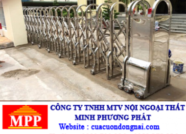 Cửa inox